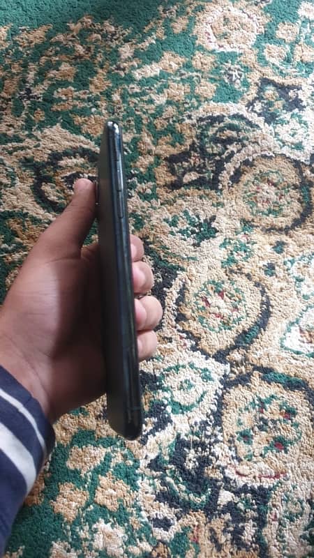 iphone 11 pro max non pta 4