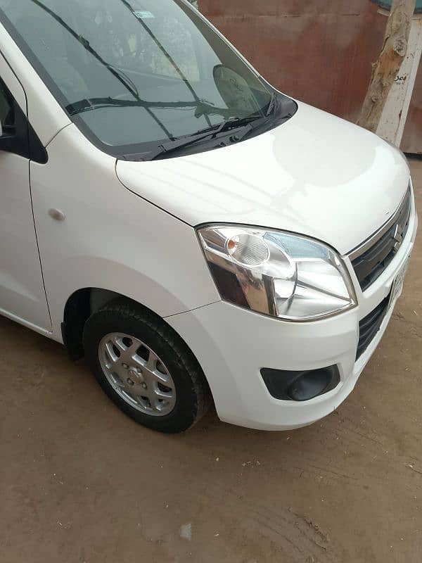 Suzuki Wagon R 2018 4