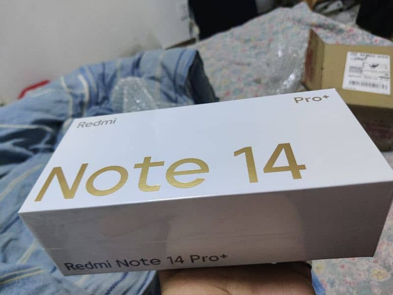 Xiaomi Redmi Note 14 pro plus 3