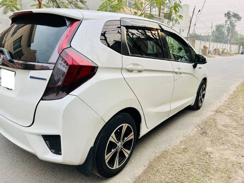 For Sale Honda Fit Model 2014/2017 Fully Loaded Hybrid Technology 12