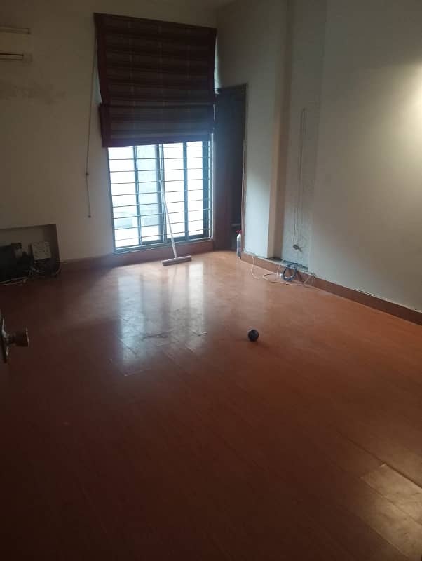 1-KANAL HOUSE FOR RENT IN CANTT SARWAR ROAD & OTHER OPTIONS AVAILABLE IN CANTT 8