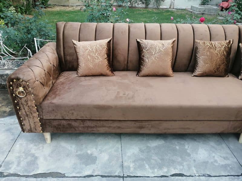 5 seater sofa 4