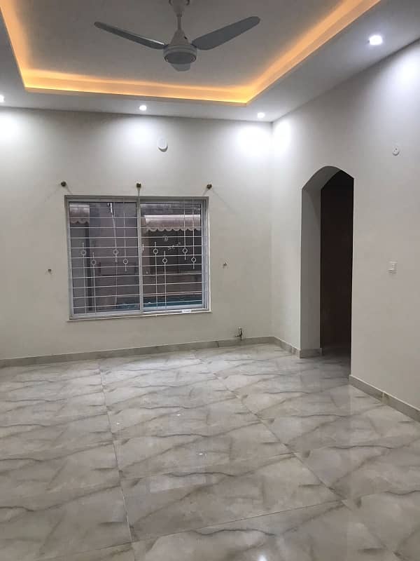 1 KANAL ULTRA MODERN UPPER PORTION FOR RENT IN CANTT & OTHER OPTIONS AVAILABLE 0