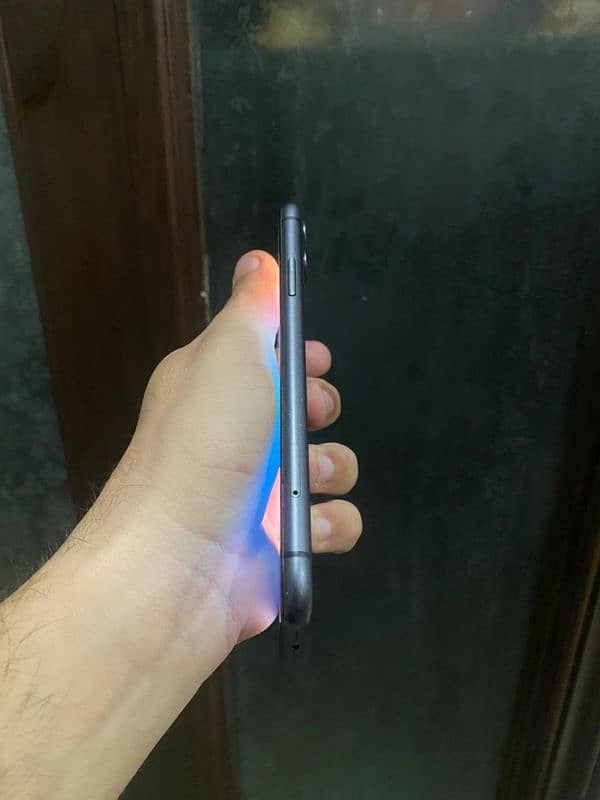 iphone 11 jv non PTA 64gb 3