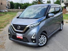 Nissan Dayz Highway Star 2022 (Fresh Import)