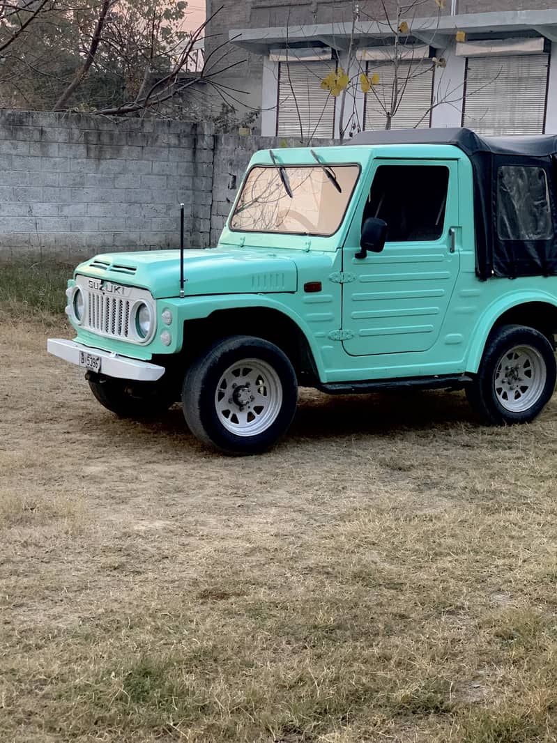 Suzuki Jeep LJ80 1