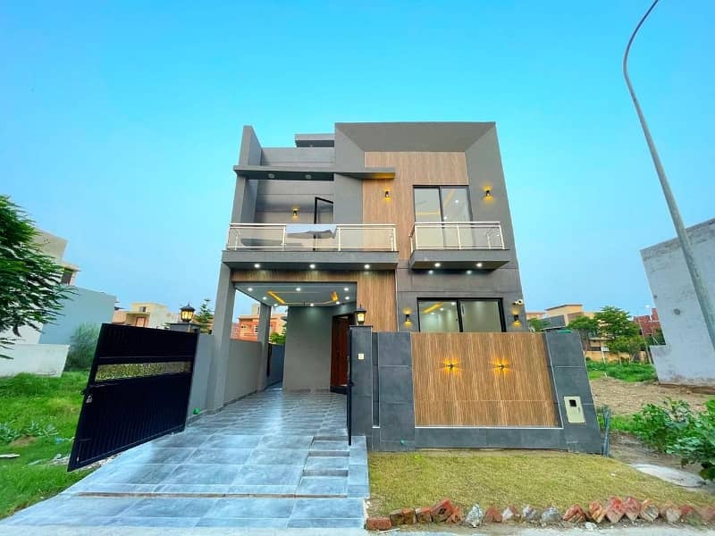 For Sale 5 Marla Modern Designer House In DHA Phase 9 Town 0