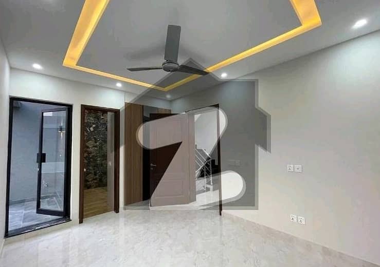 For Sale 5 Marla Modern Designer House In DHA Phase 9 Town 2