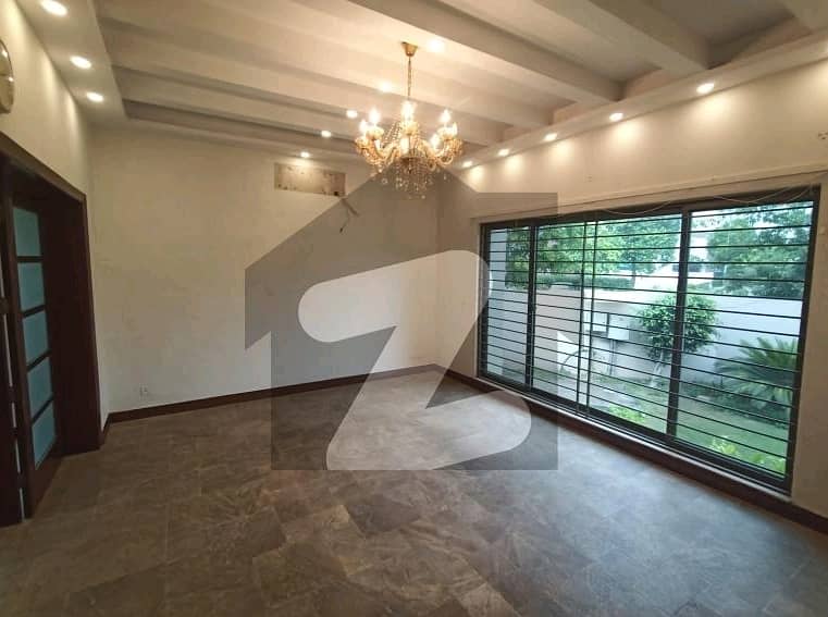 *For Rent* Luxurious Kanal House In DHA Phase 7 16