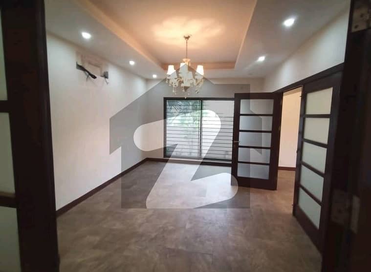 *For Rent* Luxurious Kanal House In DHA Phase 7 17