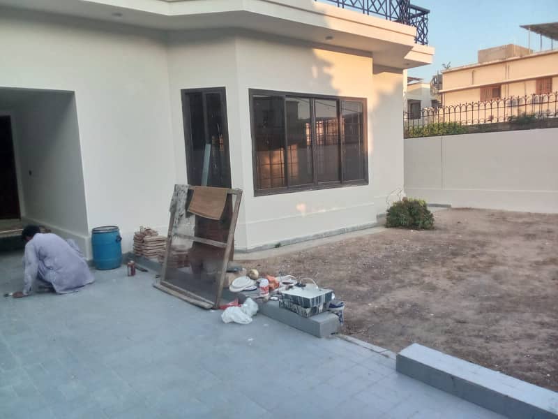 DHA PHASE 5 500 YARDS WEST OPEN BUNGALOW FOR RENT 16