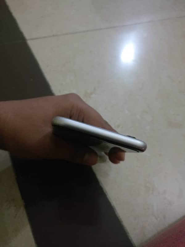 iPhone 6s official pta 64gb all ok 4