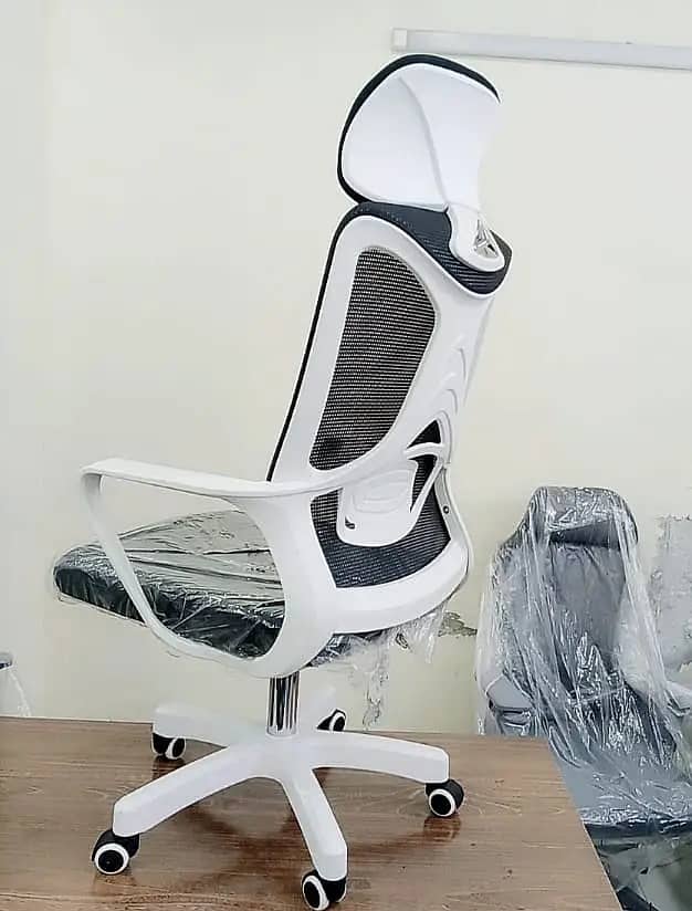 Computer Chairs/Revolving Office Chairs/Staff Chairs/Visitor Chairs 16