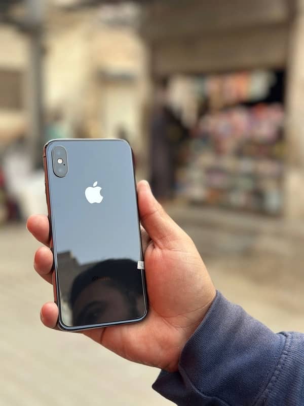 iphone xs 3