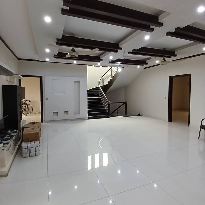 Like Brand New Bangalow For Rent 2+4 Bedroom With Attached Bathroom Full Besment DHA Phase 8 4