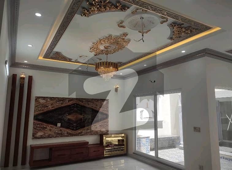 A Palatial Residence For Sale In Wapda Town Phase 1 - Block J3 Lahore 12