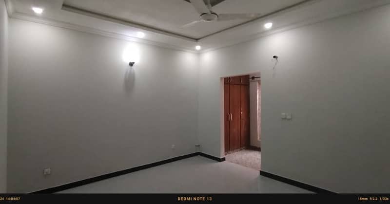 10 Marla full house available for rent in wapda town 1