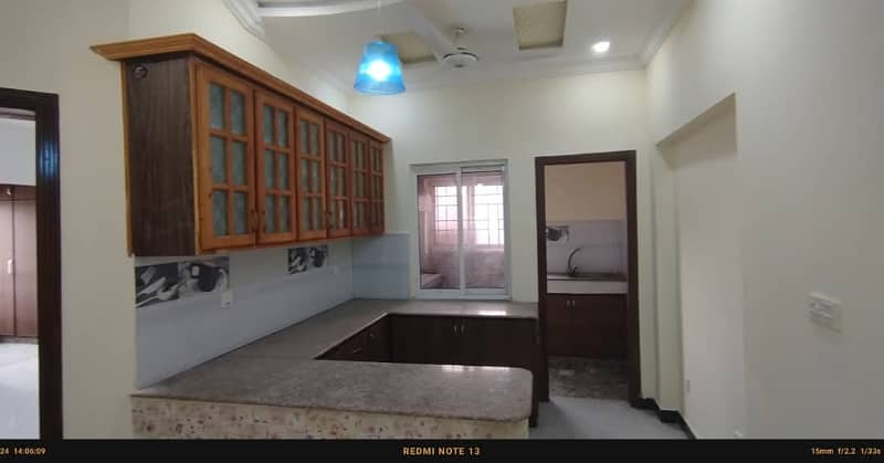 10 Marla full house available for rent in wapda town 7