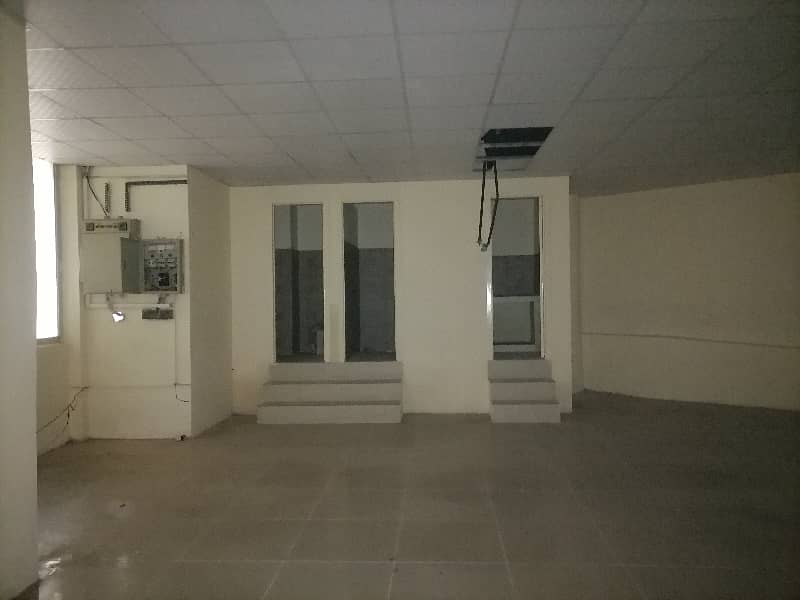 Prime Location Office Of 3500 Square Feet Available For rent In Jail Road 2