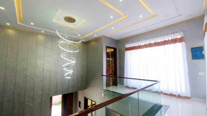 A Prime Location 1 Kanal House In Lahore Is On The Market For Sale 14