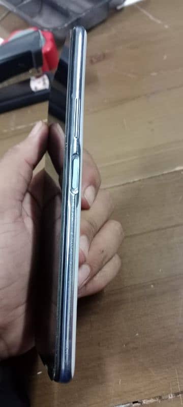 INFINIX note7 6ram /128 gb 3