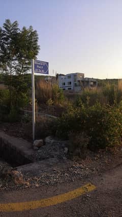 Title: 7 Marla Plot for Sale near Botanical garden Bani Gala Islamabad