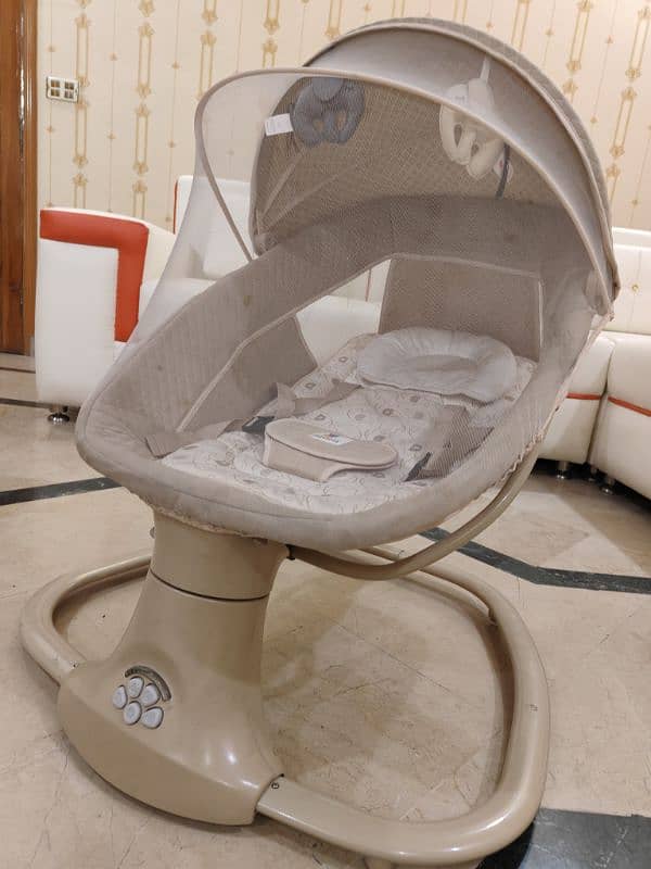 Baby Electric Swing with Box and manual 1