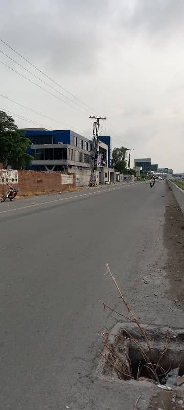 4 Kanal Corner Plot Facing Ring Road For Sale, 3