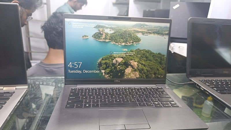 Dell corei3 4th gen laptop 1