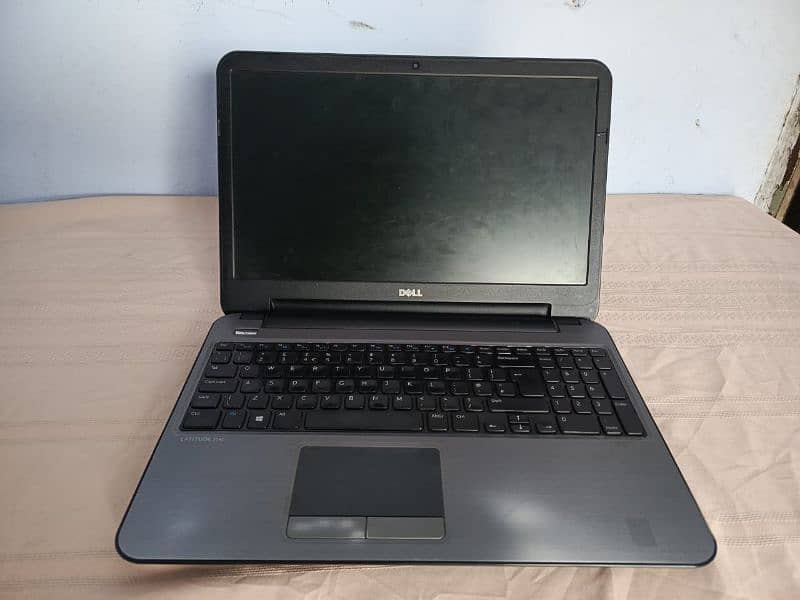 Dell Latitude 3540 Core i5 4th Generation 8 GB RAM & 128 GB SSD 0