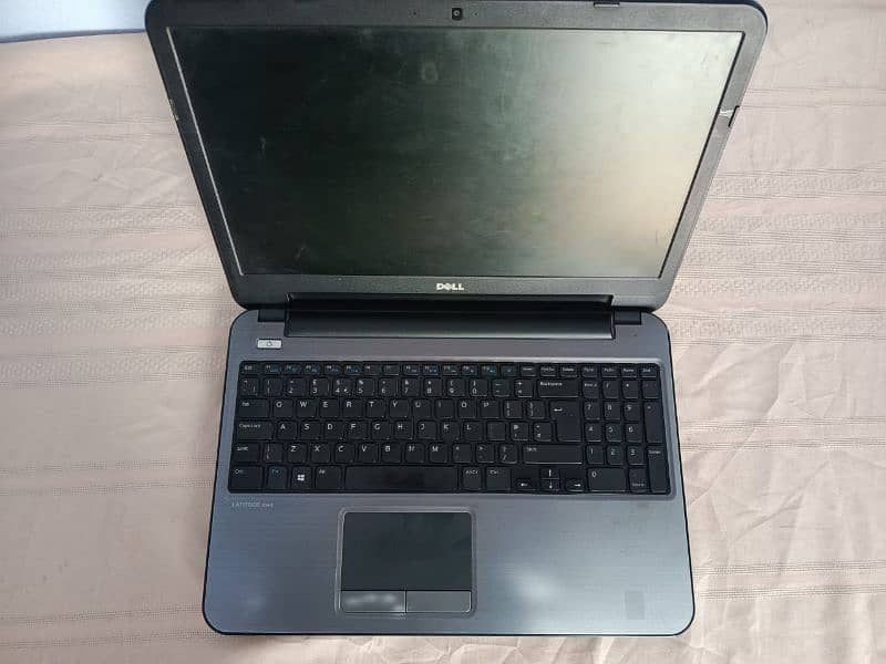 Dell Latitude 3540 Core i5 4th Generation 8 GB RAM & 128 GB SSD 3