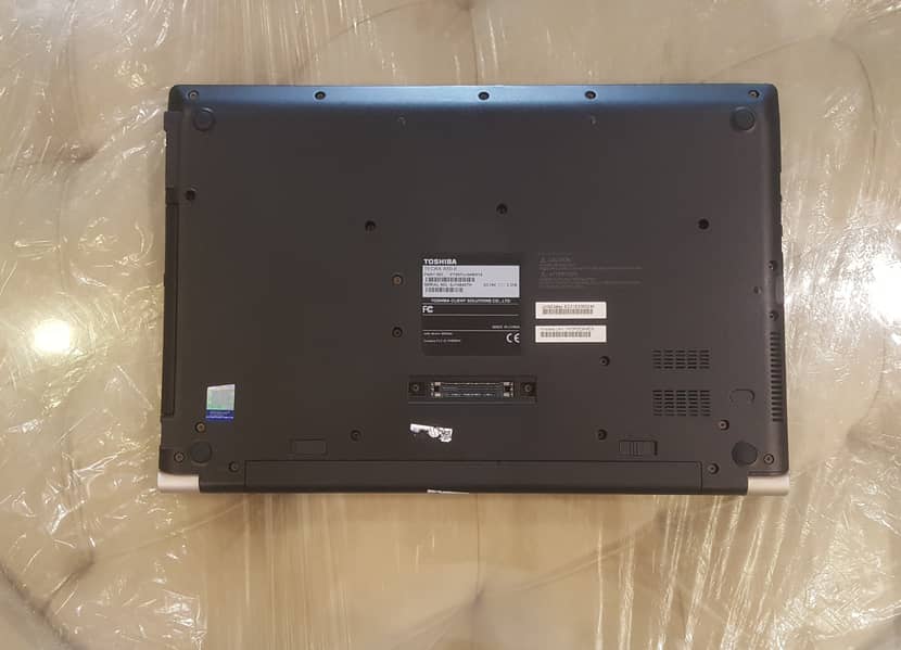 HP Probook 450 G3 / Toshiba Tecra A50-E/ Dell Inspiron 17 9