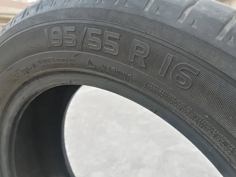 Kia stonic used Tyres 195/55/16R Energy Saver brand Michillin 0