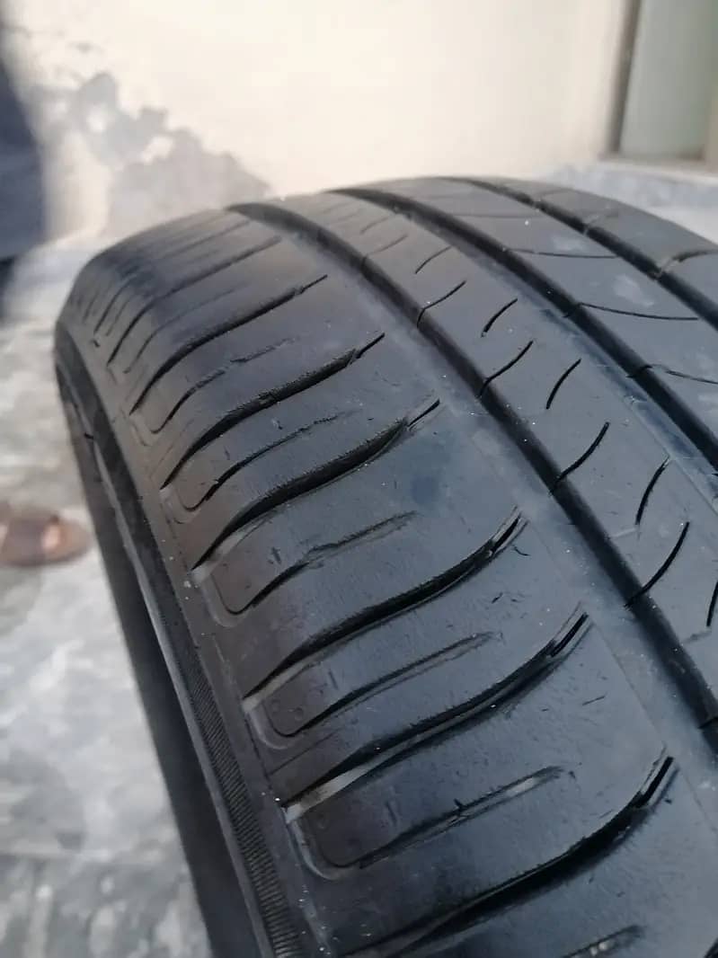 Kia stonic used Tyres 195/55/16R Energy Saver brand Michillin 3