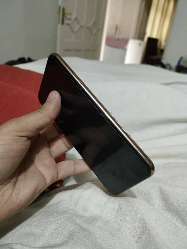 Iphone 11 Pro Max 64 GB For sale 3