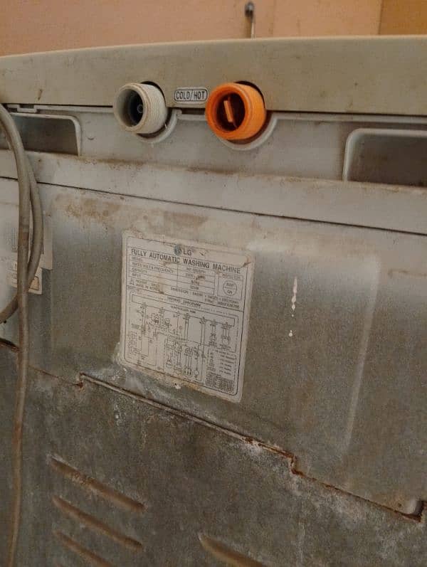 LG Washing Machine 4