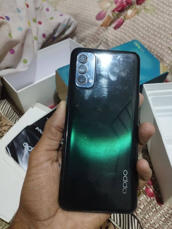 Oppo Reno 4 (8'128) 5