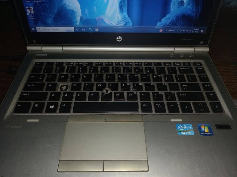 hp elite book laptop i 5 2nd generation 2