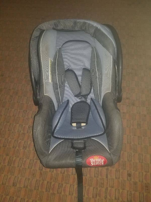 cot + car seat + carry cot 3