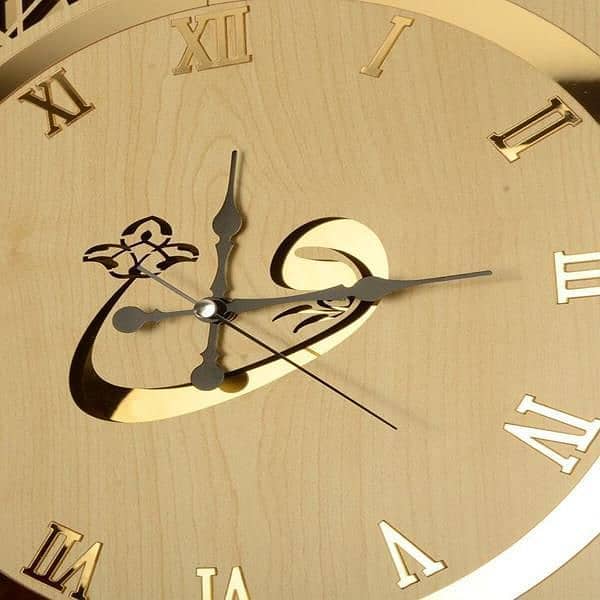 premium quality wall clock 1