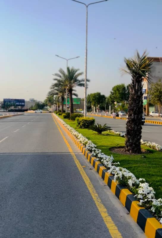 5 Marla Plots Are Available For Sale Diamond Block in Park View City Lahore 1