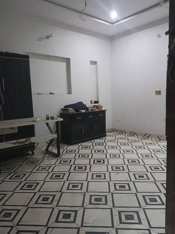 5 MARLA HOUSE FOR RENT IN JOHAR TOWN C BLOCK 0