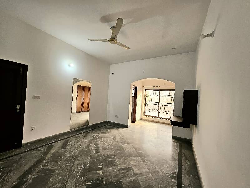 1 KANAL UPPER PORTION FOR RENT IN WAPDA TOWN D-2 BLOCK 2