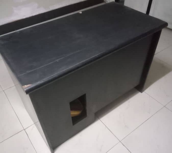 office & computer table  for sale in just 4000 1