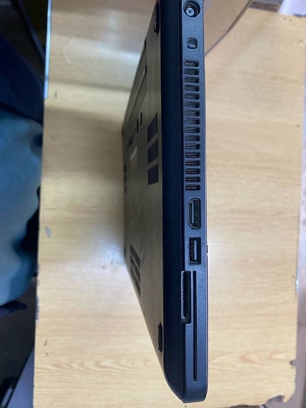 Dell lattitude i5 4th generation 8GB RAM 128 M1 ssd + 500 gb 1