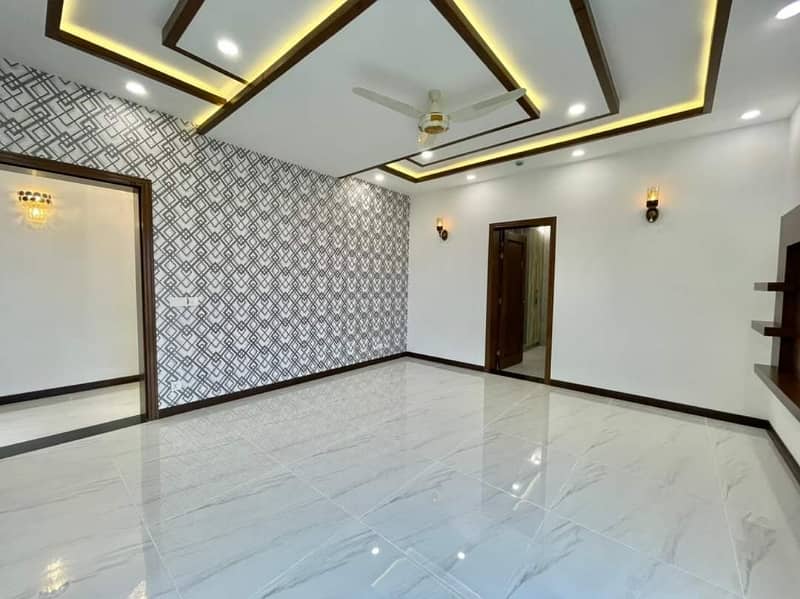 Saima Mall And Residency 3 Bed DD*Code(13017)* 10