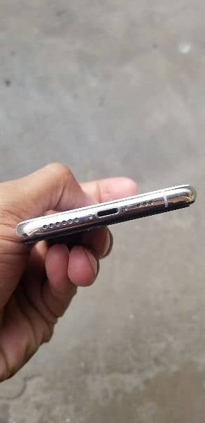 iPhone XS 64gb Non PTA Urgent SALE 3