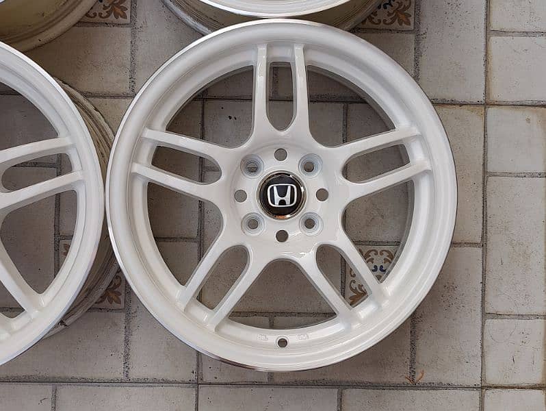 15 inch Slightly Used Alloy Wheels (Imported) 17