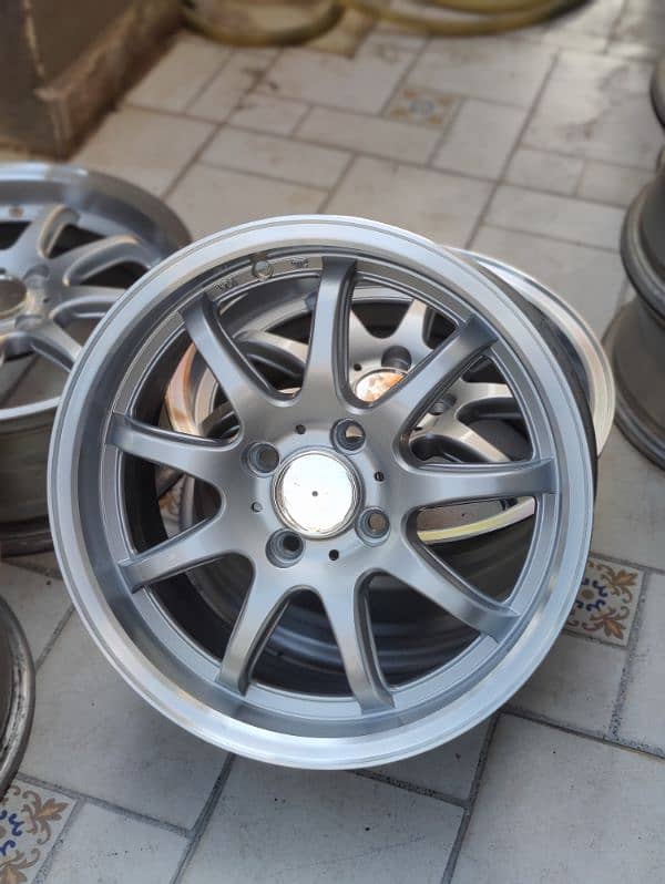 15 inch Slightly Used Alloy Wheels (Imported) 19