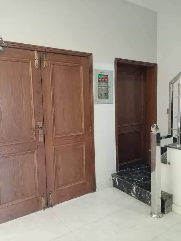 5 Marla Lower Portion Available For Rent In Park View City Lahore 7